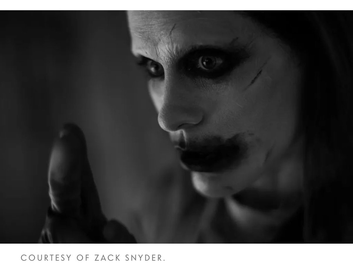 GraceRandolph's tweet photo. This isn’t his final look - there’s one more “layer” you’ll see in the film!

#Joker #SnyderCut https://t.co/jHbI2mo6y8