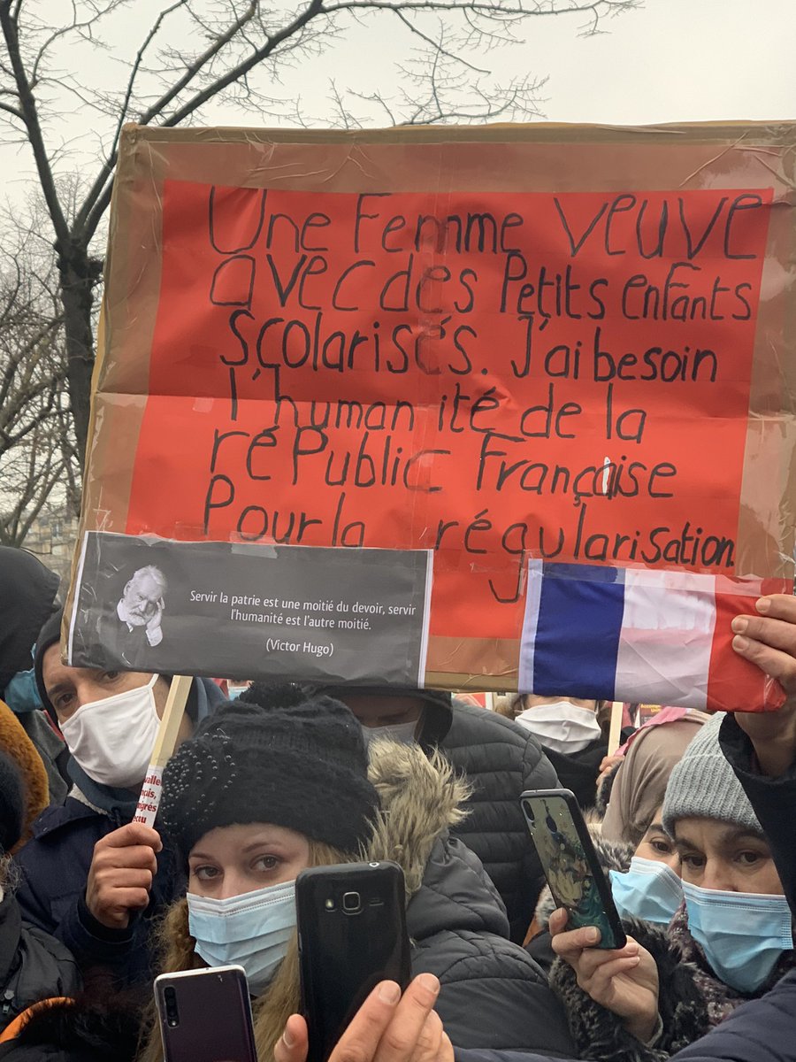 fm_lambert's tweet photo. Avec mes collègues @BertrandPancher @jmclement86 @mjidelguerrab Je suis venu soutenir les #sanspapiers qui demandent leur juste régularisation
Ils nous rendent plus facile la vie sous #COVID19 
Donnons leur le bonheur de vivre avec nous sans angoisse
Régularisation.
Maintenant ! https://t.co/VTLJdariKX