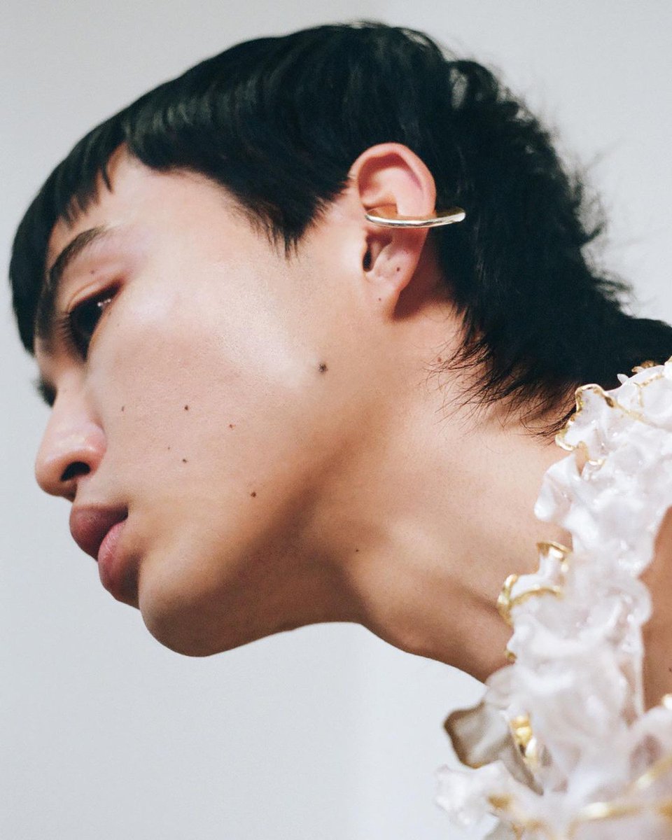 𝘈𝘴 𝘐 𝘈𝘮 shot by #fcsmdx grad 📷  Cat Serra Da Silva for @slippagemagazine Looks even better in print!