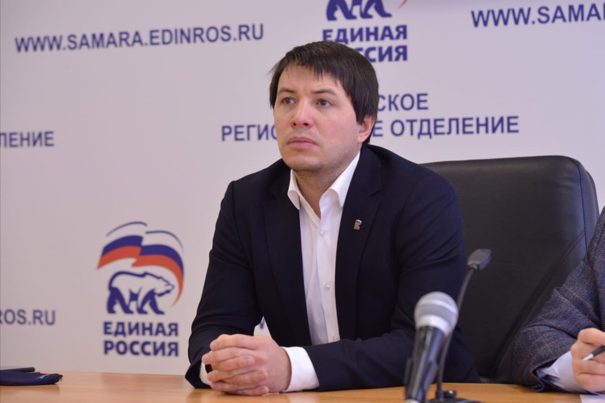 NatalchukMS's tweet photo. Сегодня провели рабочую встречу в режиме вкс связи совместно со своим коллегой @kanuev и сенатором от Самарской области Фаритом Мухаметшиным.  Обсуждали деятельность регионального проекта "Школа Муниципального Депутата". https://t.co/PE72ccBDvM