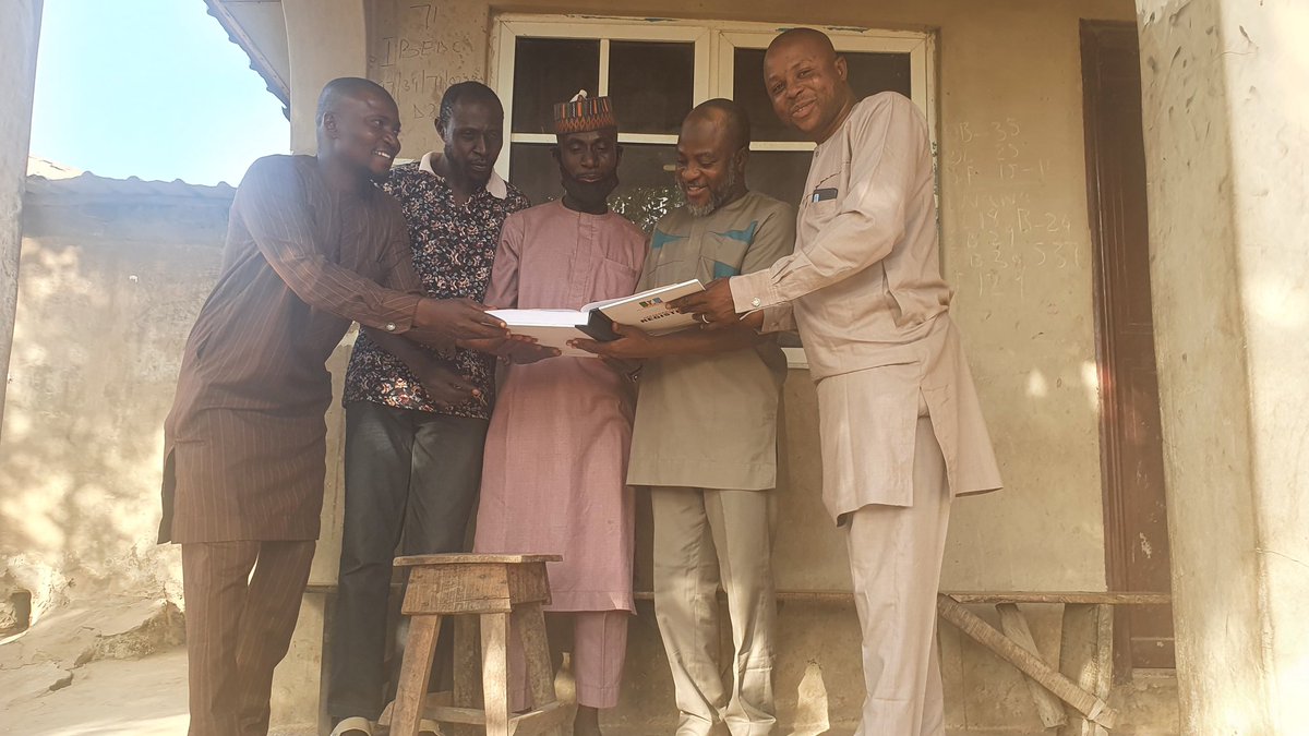 AMSaifuddeen's tweet photo. I have just revalidated my membership of our dear party; the APC in line with the national directive of our great party. @APCKwaraState @followKWSG https://t.co/ULob4Z8ip3