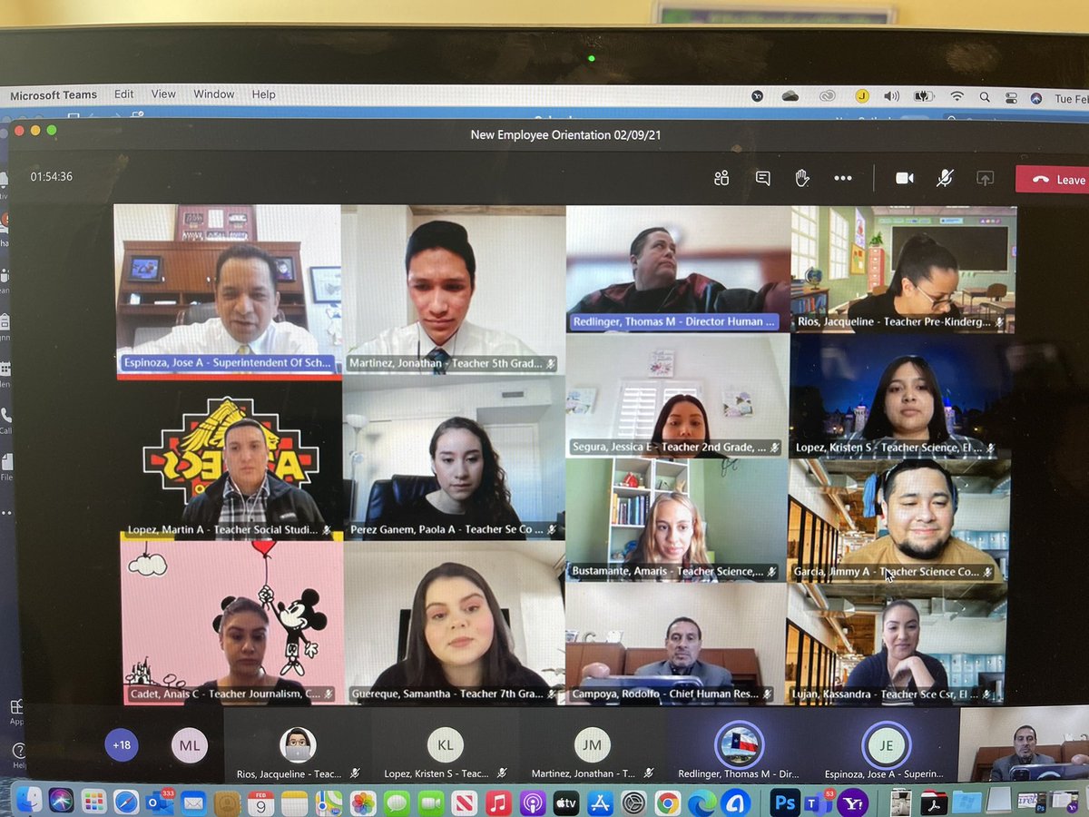 #TeamSISD Leader and advocate of students &amp; staff @JEspinoza_SISD welcoming our awesome new employees to TeamSISD. Welcome new employees to <a href="/SocorroISD/">Socorro ISD</a>.  #endlessopportunities