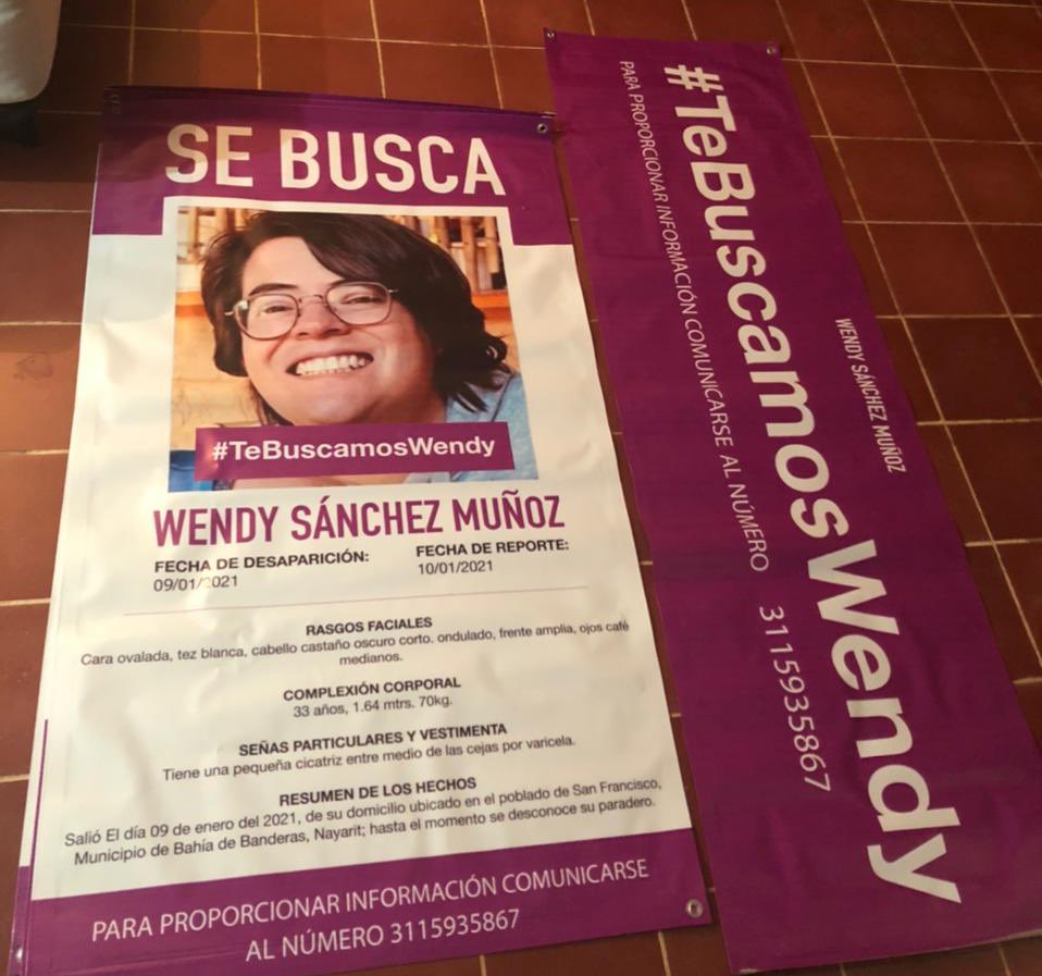 Hoy es 9 de febrero, hace un mes, el 9 de enero, mi amiga Wendy desapareció y la seguimos esperando. A un mes, el gobernador @AntonioEcheG ni la <a href="/NayaritFiscalia/">Fiscalía de Nayarit</a> se han pronunciado.

Esto no es solo por Wendy, sus amigos y familiares, es por ti, por mí, por ellas, por todas.