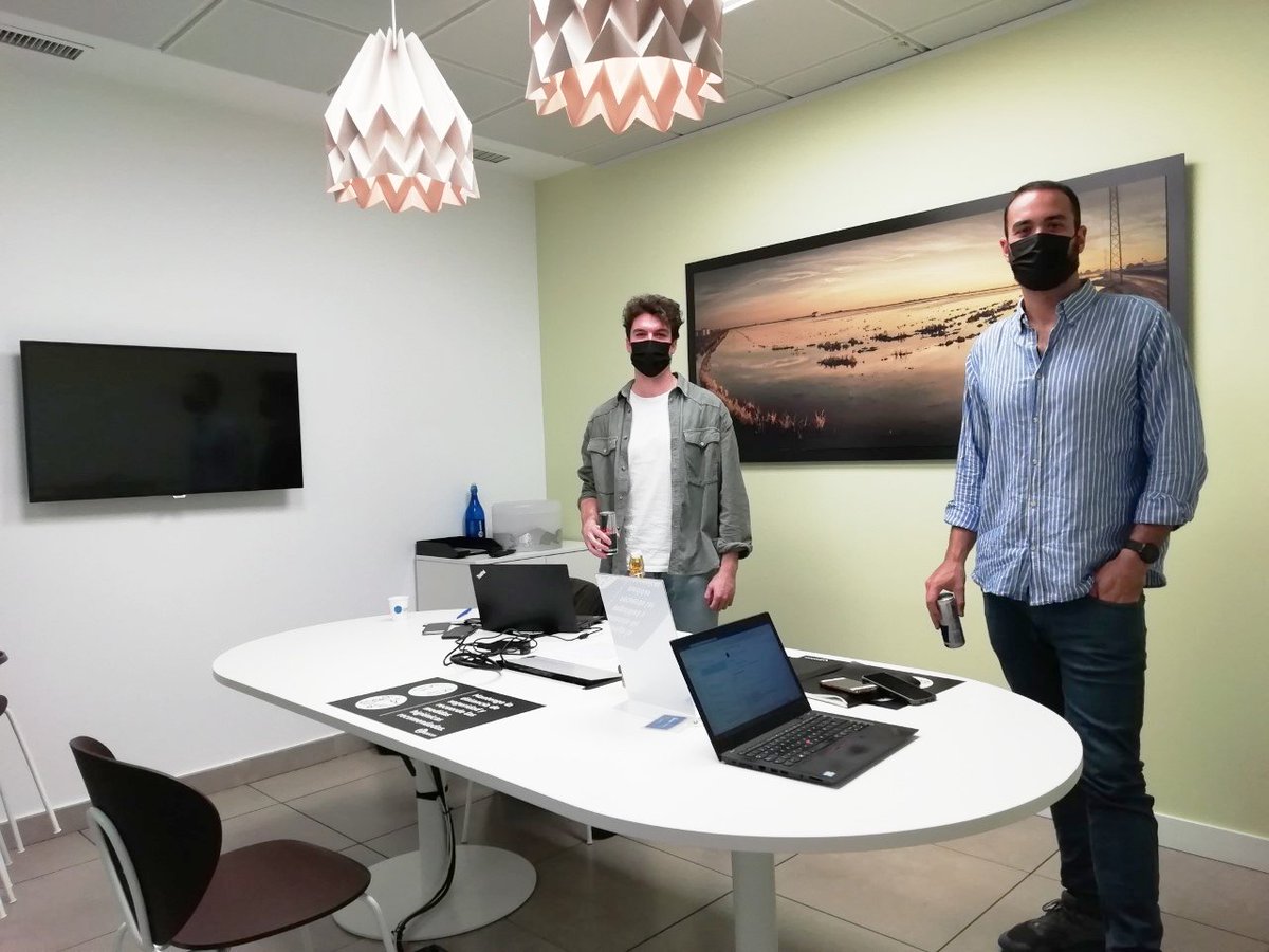 isspaces's tweet image. Un placer haber tenido hoy a @redbull en nuestra Green Room de #iSspaces totalmente preparada y cumpliendo todas las medidas de seguridad e higiene necesarias. Gracias por vuestra confianza y esperamos volver a teneros por aquí pronto.

@GrupoInsur