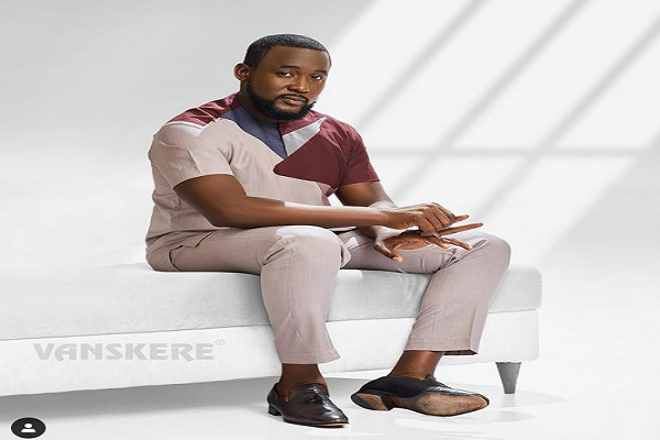 siteofstars's tweet photo. Experience, The blockbuster Movies, by #NollywoodSTAR #JosephBenjamin 

Stream movies, news, Photos for free on https://t.co/6mypT07iqu,

Advertise with #JosephBenjamin now! for short term monthly advert,
Make payments directly to STAR 

@iamjosephbenjamin @siteofstars https://t.co/ddeoSb4zuz