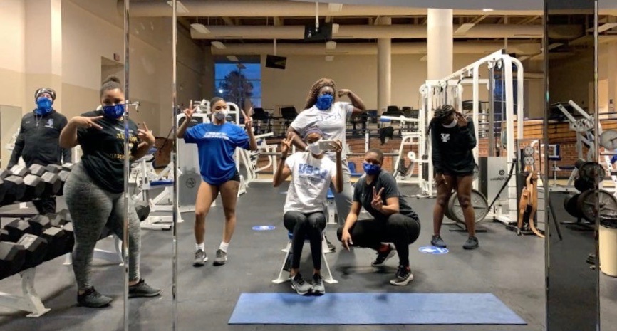 EcsuVolleyball's tweet photo. It feels good to be back! #6amweights #Vikingpride https://t.co/JocDmy9tpZ