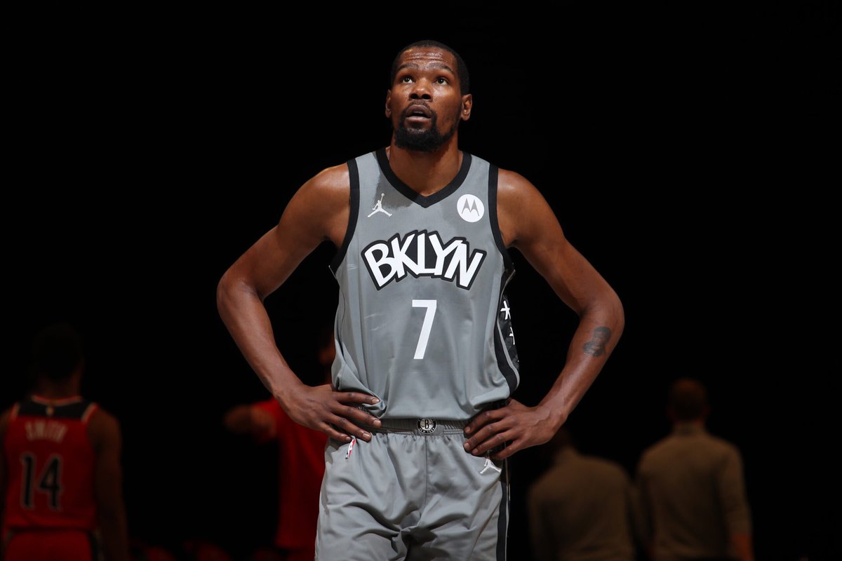 Israel Adesanya —> Kevin Durant Both will go down as the greatest offensive threats in their sport, both also have tons of other aspects of their game that are overshadowed by how good their offense is. Both also lengthy as shit