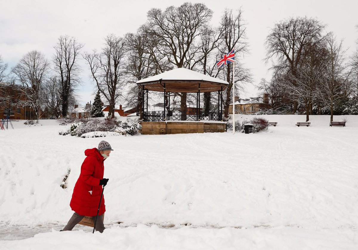 snapperdaz's tweet image. More of the white stuff in Leicestershire and Rutland. #StormDarcy #StormHour #Leicestershire #Rutland shot for @AlamyNews @AlamyContent