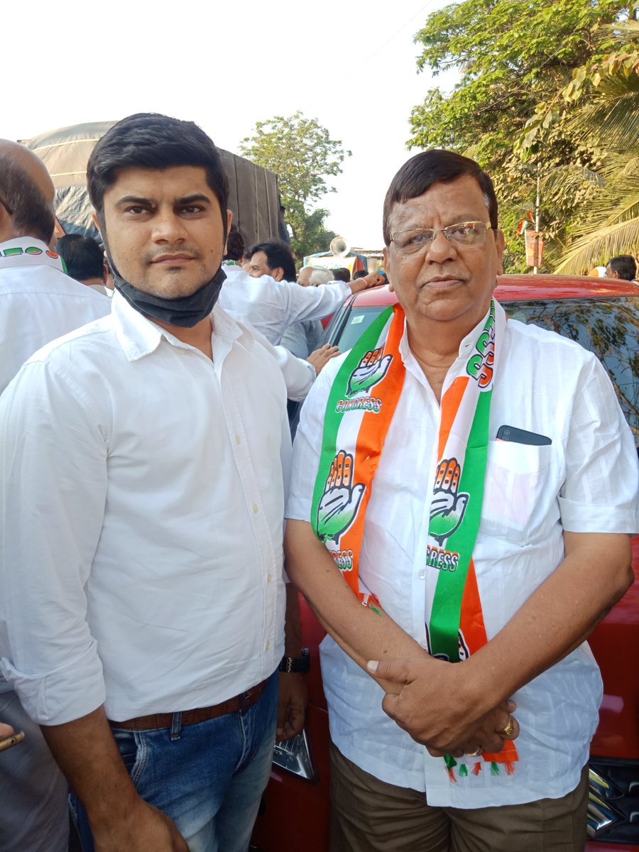 Attended #ProtestRally against #BJPGovernments #AntiHumanPolicies-#RisingInflation, decrease in #GDP,  Rising #PetrolPrices, etc

This #Rally was organised under the #Leadership of @BhaiJagtap1 Ji (#President-@INCMumbai) & #CharismaticPerson @AslamShaikh_MLA Ji (#CabinetMinister)