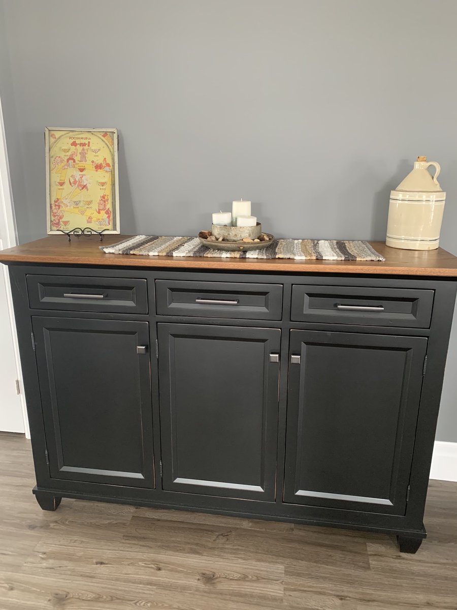 LouSandra63's tweet photo. Thank you Topnotch Furniture for the new hutch and for painting our press back chairs and table legs. The old is new again and blends in great. #topnotchfurniture https://t.co/QSPZAsljyH