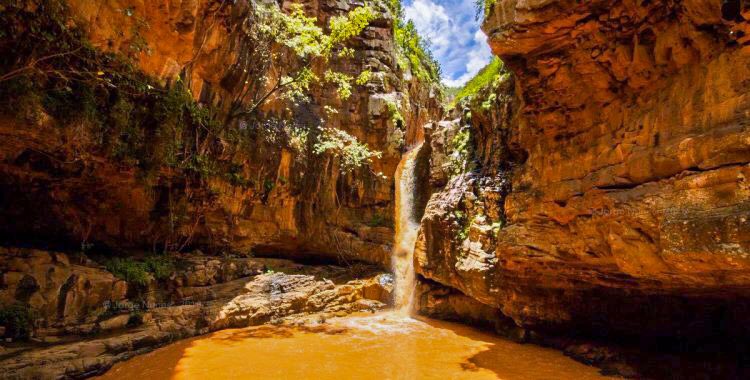angowindhoekto1's tweet photo. The Cascade of Hungueria is like a hidden treasure where you only get the right path. In the Cascade
#travel #history #information
#beautiful #angola #tourism #watherfall #hungueria #cascatehungueria #cachueira #falls #parking #canon #camera #view #visit #wonderful_places #vsco https://t.co/f4bb4IqjvW