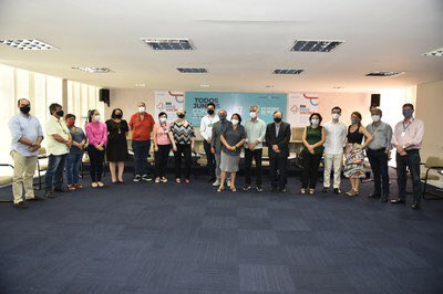 mais_rn's tweet photo. IFRN e Governo do Estado retomam discussões sobre protocolo de intenções
08/02/2021 - Projeto prevê parcerias para ações nas áreas de educação, saúde, agricultura, mineração...
@fatimabezerra @seecRN @GovernodoRN @sedecrn_ @rnsape

https://t.co/ADw2Qcxt07

https://t.co/NtigqycdNq https://t.co/pWdyDulJJ3
