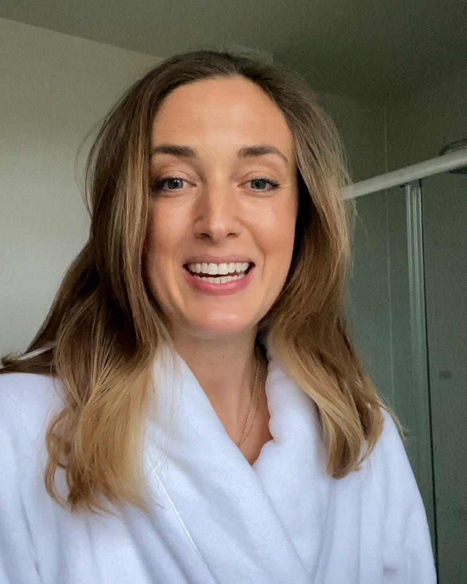 Wipe away the day with Arabella Preston, as the <a href="/VOTARY_London/">VOTARY</a> co-founder demonstrates her comforting evening skincare routine. Unwind with these six soothing steps: instagram.com/p/CLFERhDJEQA/

#FenwickBeauty