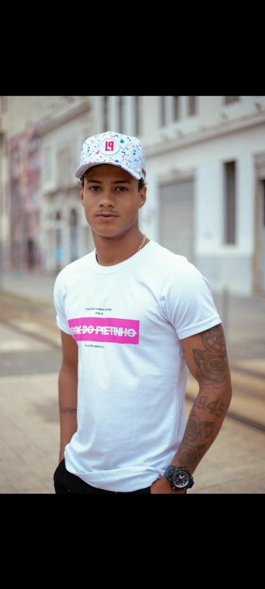 Blusa Pink e boné color..🤤