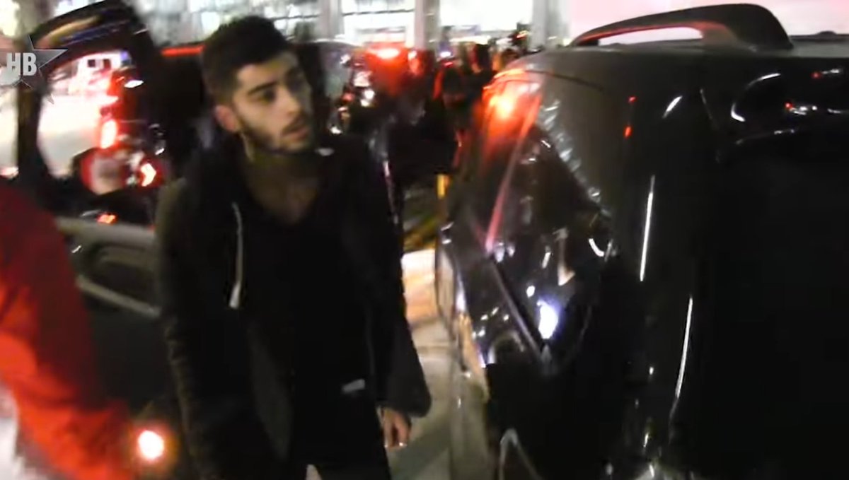 remember ...when Zayn flipped off a bunch of paparazzi bc they pushed Niall and he fell ?!...when Z said he was gonna miss Liam SO much?!...when Z defended Harry bc an interviewer called him womanizer?!...when Z tried to corral Louis bc he thought he could fell ?! His Boys