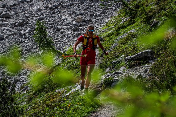 Suunto_Fitness's tweet photo. “A training plan doesn’t have to start directly at the beginning of a year, but it’s a good time for making plans and setting new goals,” says Susi Kraft. Read this article https://t.co/7grrVPAq1c
https://t.co/YEWLI81uoS
#adventurepartner #alleslefades #adventurestartshere https://t.co/YnN74Y6U6f