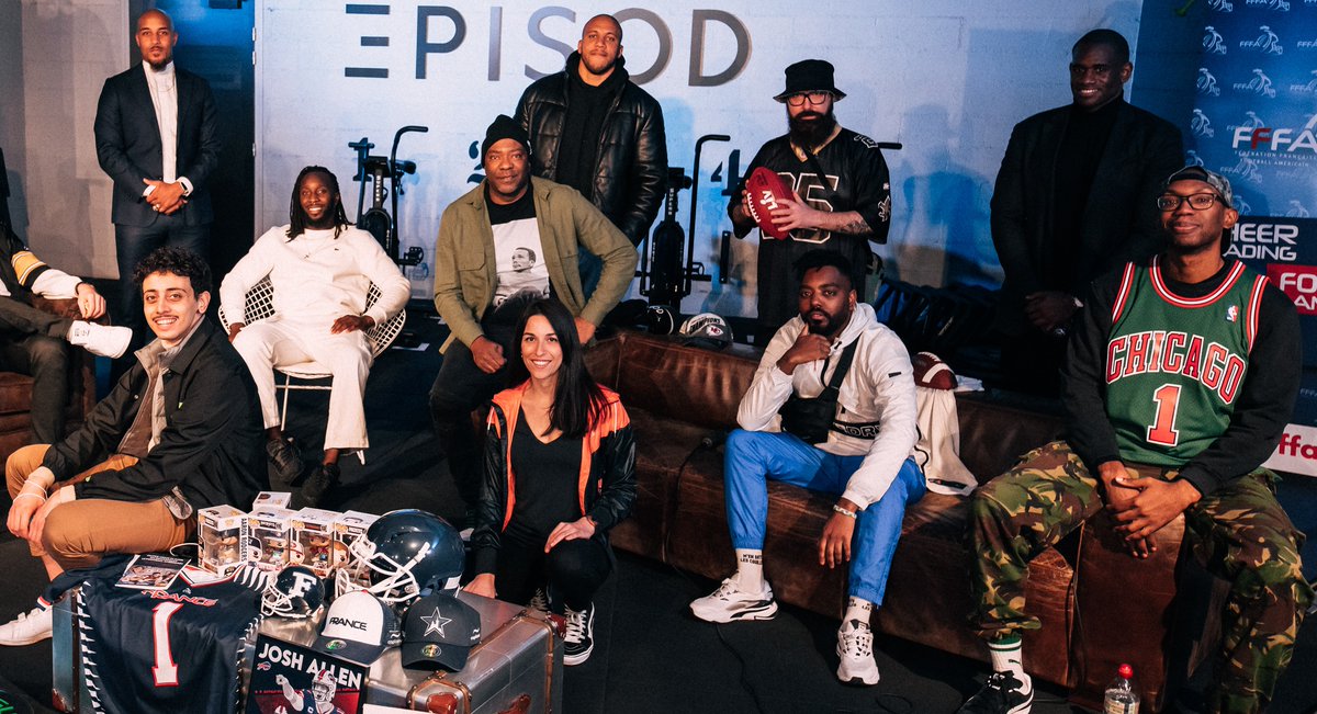 Et voilà ! La saison NFL touche à sa fin 😭 Merci à la <a href="/FFFA_officiel/">FF Football Américain</a> et à <a href="/comoveragency/">Com'Over</a> de m'avoir confié les rennes de la Super Bowl Party, où j'ai eu la chance de recevoir des invités méga stylés !!! A très vite 😘