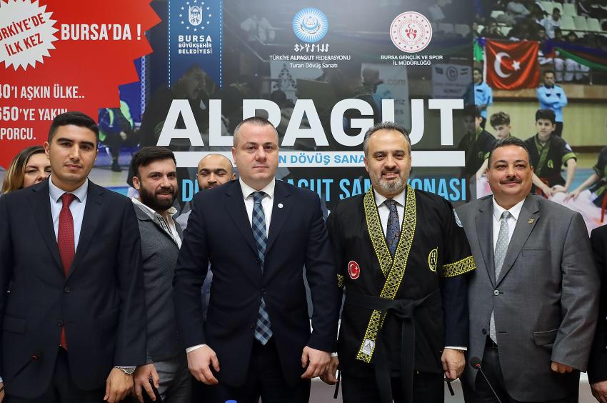 Ulu Şehir #bursa' mızda üçüncüsünü gerçekleştireceğimiz Dünya Alpagut Şampiyonamız 25-28 Kasımda gerçekleştirilecektir. Yarganımız <a href="/Alinuraktas70/">Alinur AKTAŞ</a> Başkanımıza büyük desteklerinden ötürü tekrar teşekkür ediyorum.
haberturk.com/bursa-haberler…
<a href="/alpagutorgtr/">Türkiye Alpagut Federasyonu</a>