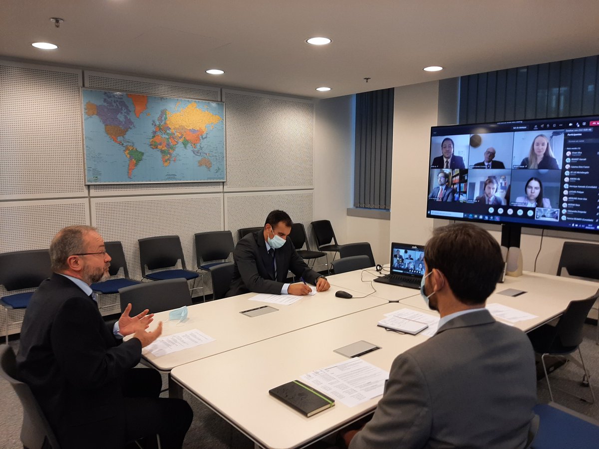 Portuguese Delegation in NATO briefing the “Portuguese Delegation” at #ModelNATO 2021 at Howard University. Great engagement with very interested students of the @collegeofeurope Mário Soares promotion. 

🇵🇹 is in good hands!