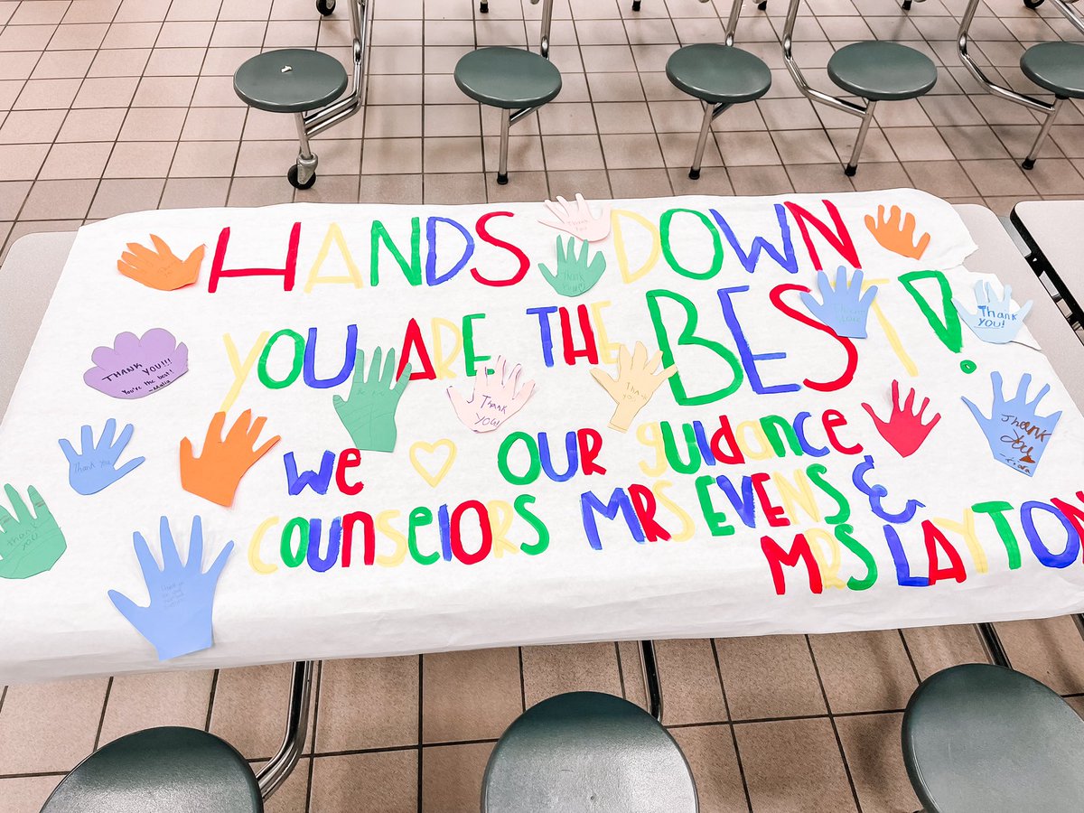 CFISDIsai's tweet photo. Our @CFISDClubRewind at @CFISDJowell students presented this appreciation poster to the amazing counselors! Thank you for all that you do 😊 https://t.co/IBdF0MOPvR