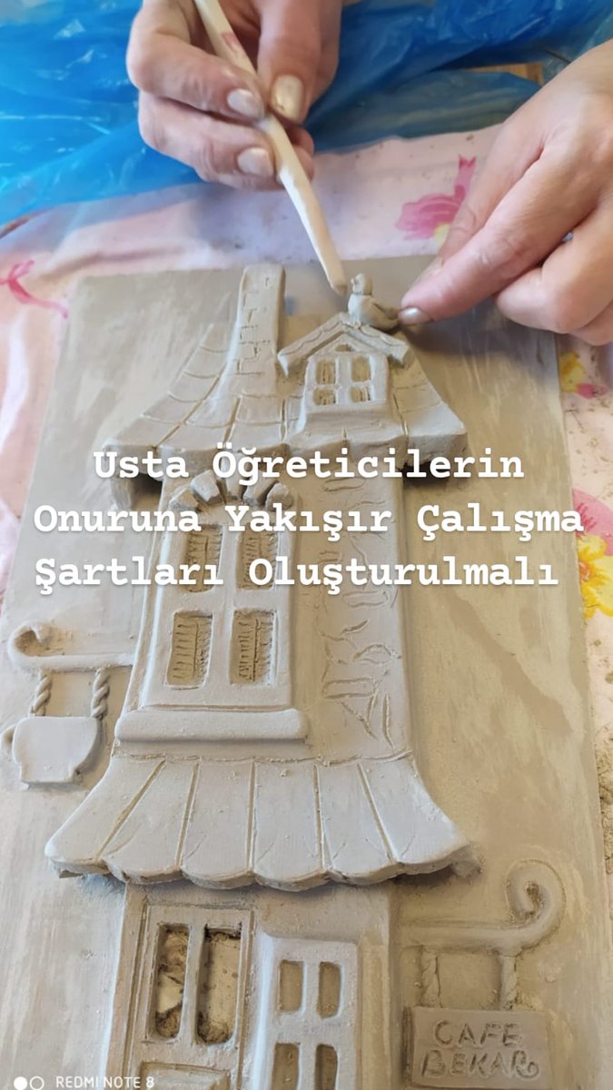 BirMüjdede UstayaGelsin
Usta öğreticiler olarak hayal kurmaktan ve hep hayal kırıklığına uğramaktan bıktık usandık artık .
Mevzuata takılmış cümle değil,mevzuatı aşmış MÜJDE bekliyoruz.
<a href="/RTErdogan/">Recep Tayyip Erdoğan</a>
<a href="/ikoncuk/">İSMAİL KONCUK</a> <a href="/omerinan06/">Ömer İNAN</a> <a href="/safran1958/">Mustafa SAFRAN</a> <a href="/ziyaselcuk/">Ziya Selçuk</a>