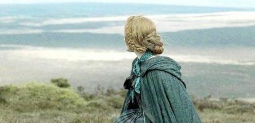 SimiWonderland's tweet photo. 《Aspiravo alla libertà, anelavo la libertà, e pronunciai una preghiera per ottenere la libertà; mi sembrò che fosse dispersa dal debole soffio del vento》
📚 Jane Eyre, Charlotte Brontë
#ConBronte
#SalaLettura @SalaLettura
🎬 Jane Eyre (2011) https://t.co/o5FnBd1IbF