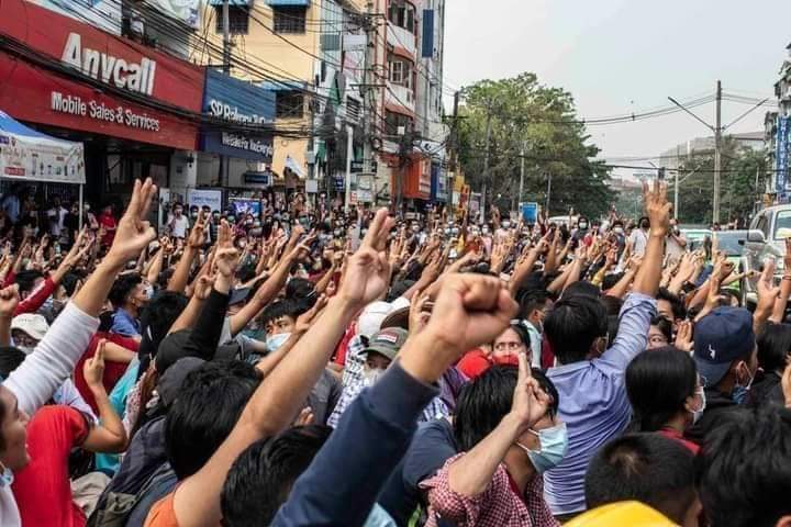 May52520253's tweet photo. They afraid Junta than Covid 19.
#SaveMyanmar #
#Listenourvoice
#Juntagetout https://t.co/m6nfHRx4LK