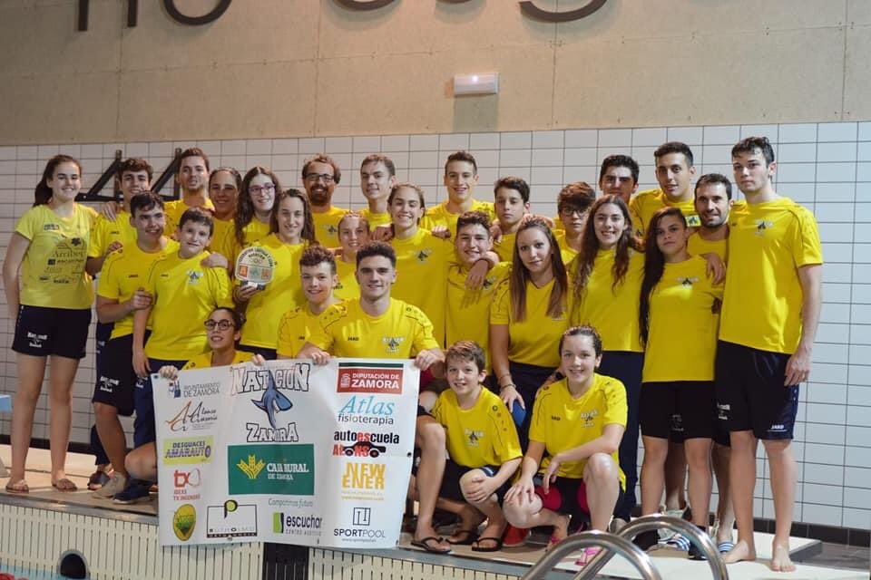 ferjadi's tweet photo. 🏊🏻‍♀️Natación Zamora 🏊🏻 🏊🏊🏻🏊🏻‍♀️🏊🏻‍♀️
CLUB JAKO 🔝 que ya tiene su tienda online .
🏊🏻🏊🏻‍♀️🏊🏽‍♂️🏊🏽‍♂️🏊🏻‍♀️🏊🏻🏊🏽‍♂️🏊🏽‍♂️🏊‍♂️🏊🏻
#jakoespaña #jako  #natacion https://t.co/VTWZYhpEzB