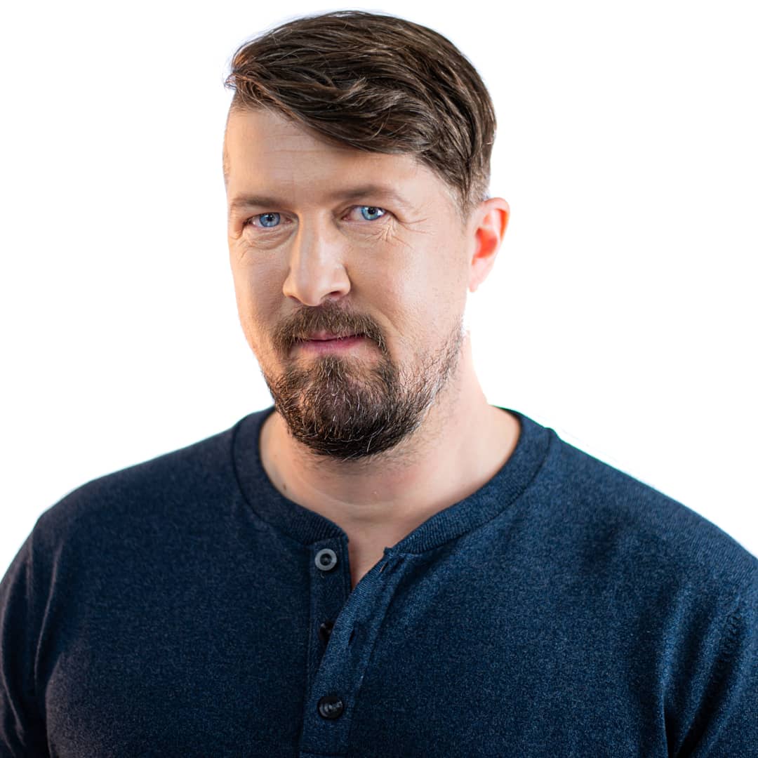 Kylebcactor's tweet image. New Headshots, ready for 2021. Photos done by @MckennaJarrod makeup done by Ikiki Lee