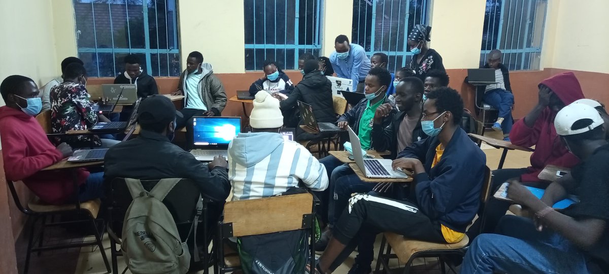 joelkores_'s tweet image. @dsc_mountKenya #developersStudentsClub
@Billy_de_Cartel 

Big brains time. Google devs MKU 

session was lit. Next week same time same place