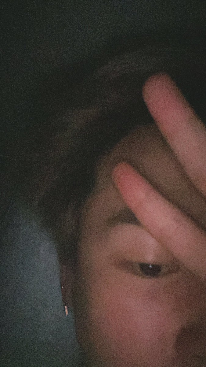 bumbarbiejc's tweet image. ขอโทษที่เมาแล้วโทรหาเธอตอนตีหนึ่ง คิดถึงครับ