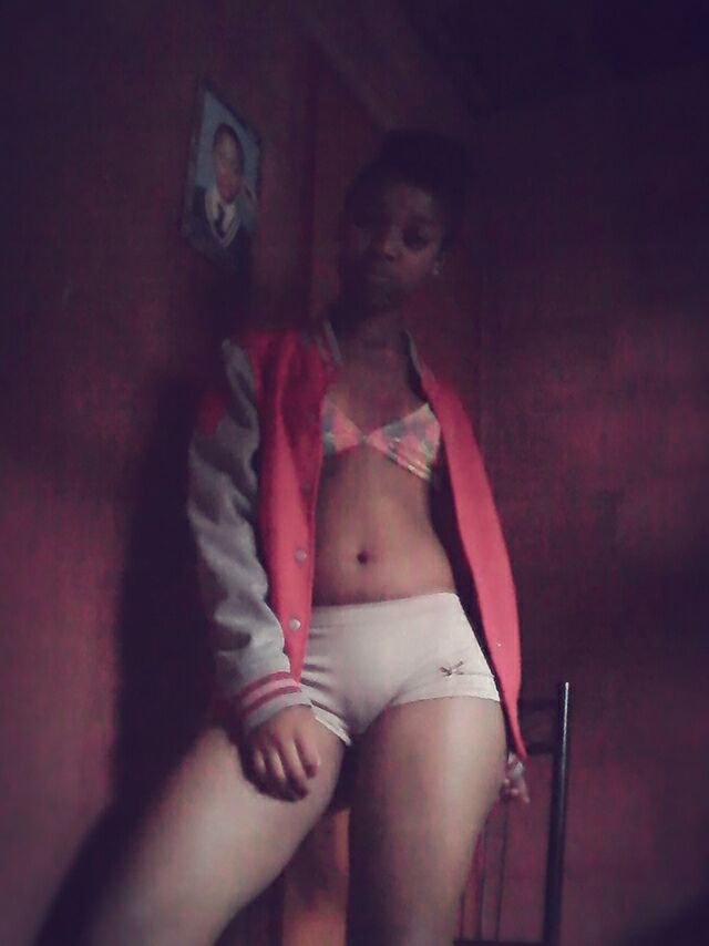 Londy39799014's tweet photo. Get my quality content on WhatsApp 0651836735 https://t.co/OS9Lng0w1W