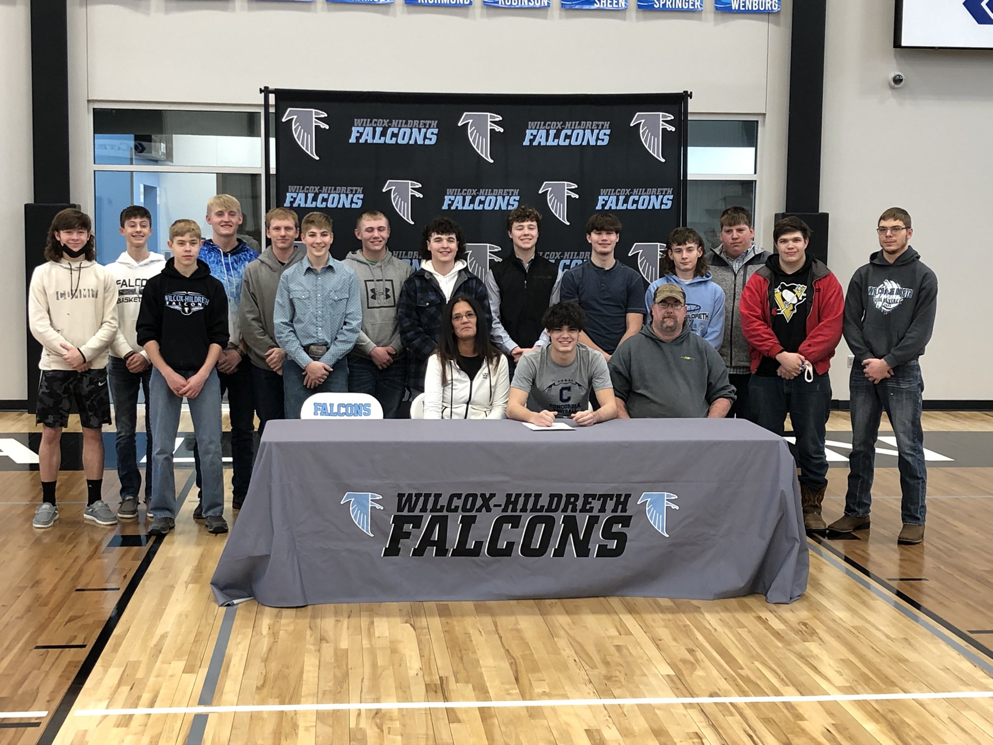 WilcoxHildreth Football on Twitter "Putting pen to paper this