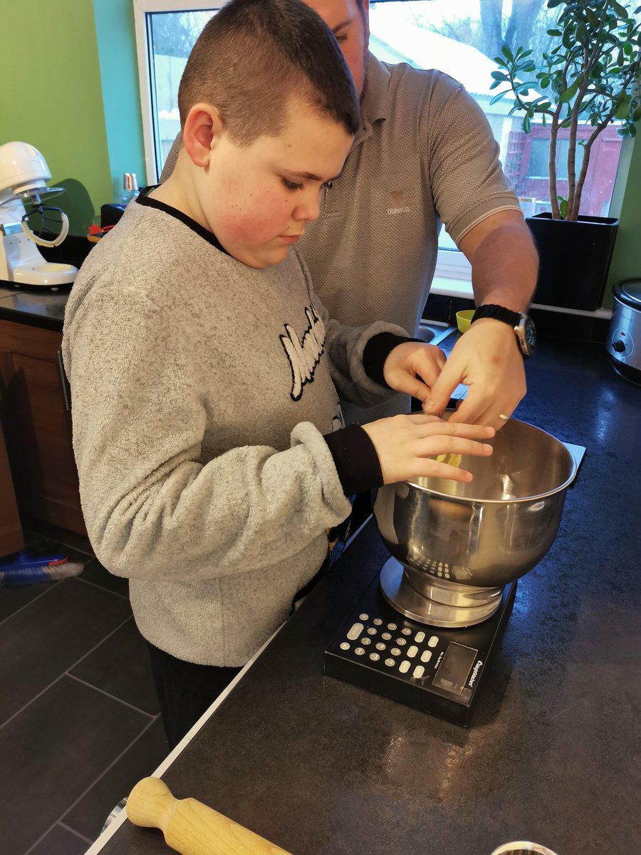 VMH2121's tweet photo. Keeping busy after home school today. Fresh cheese scones from Harvey
@NorthcottSchool https://t.co/RJg0UC8JgA