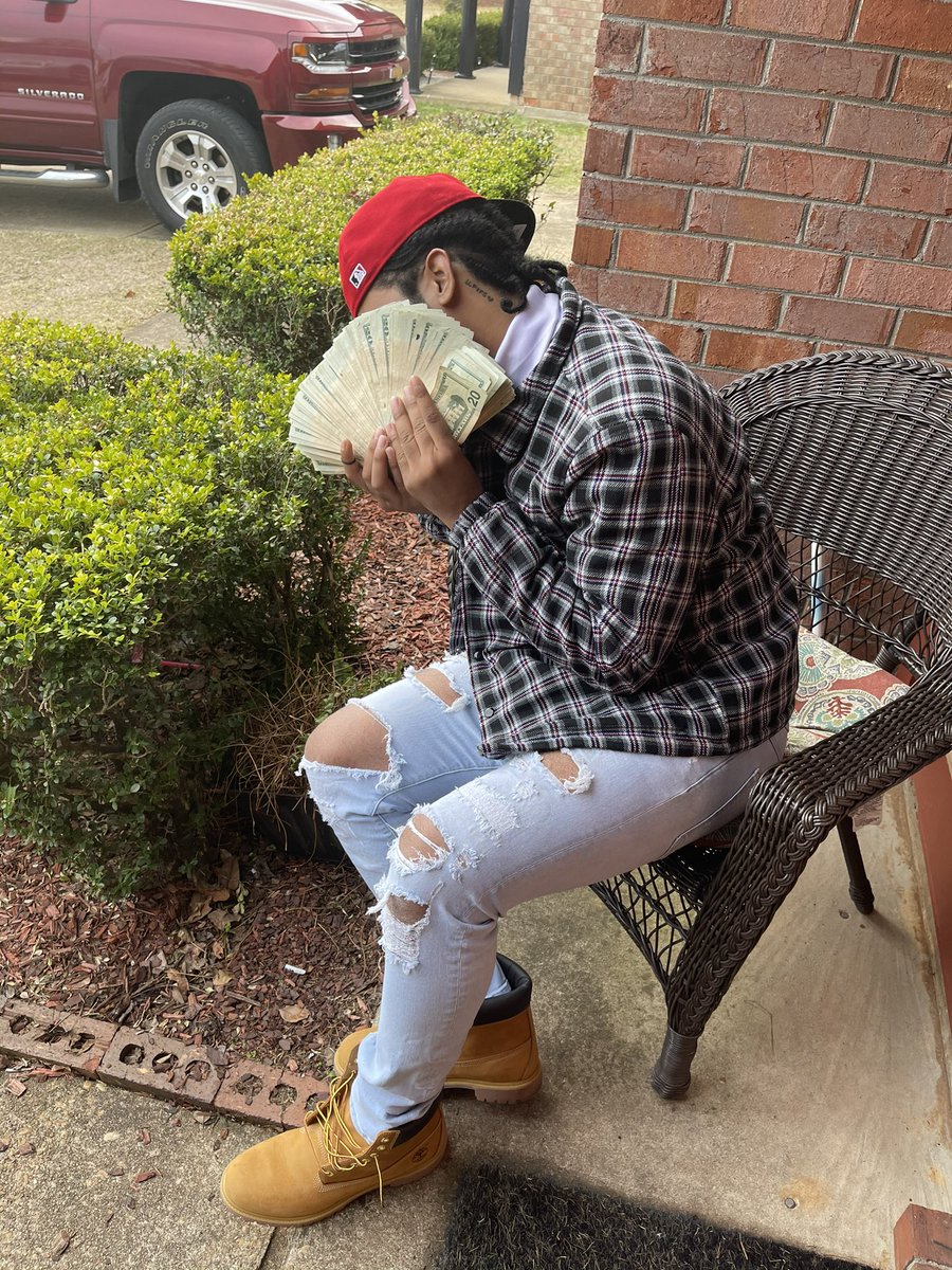 MjayDaGr8's tweet photo. Ima be fresh as hell if the feds watching👀 KOBE YEAR💙 Happy 3elated Cday 2 Me🤞🏾 #DaGr8™️ https://t.co/wIEM322egV