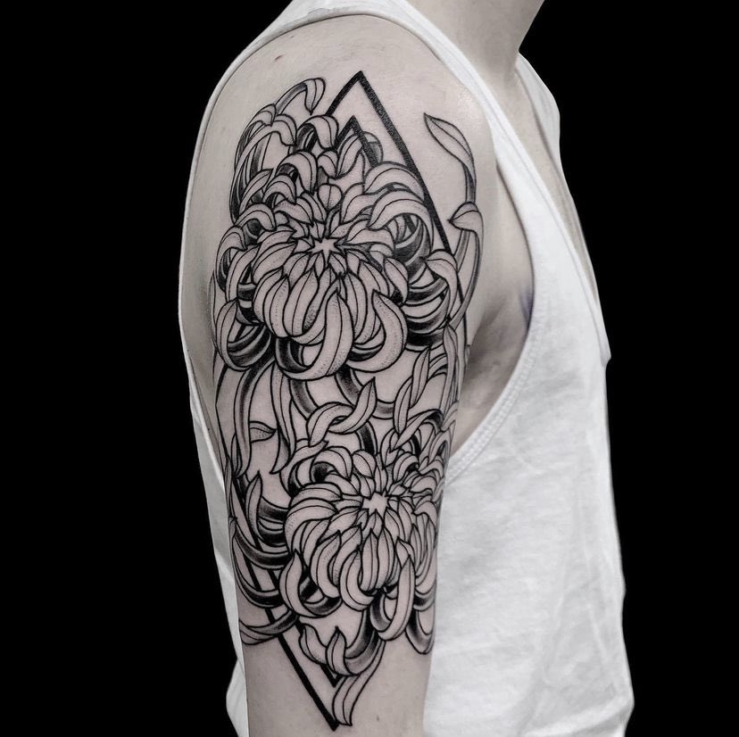 65 Chrysanthemum Tattoo Ideas - nenuno creative | Chrysanthemum tattoo,  Flower tattoos, Forearm tattoos