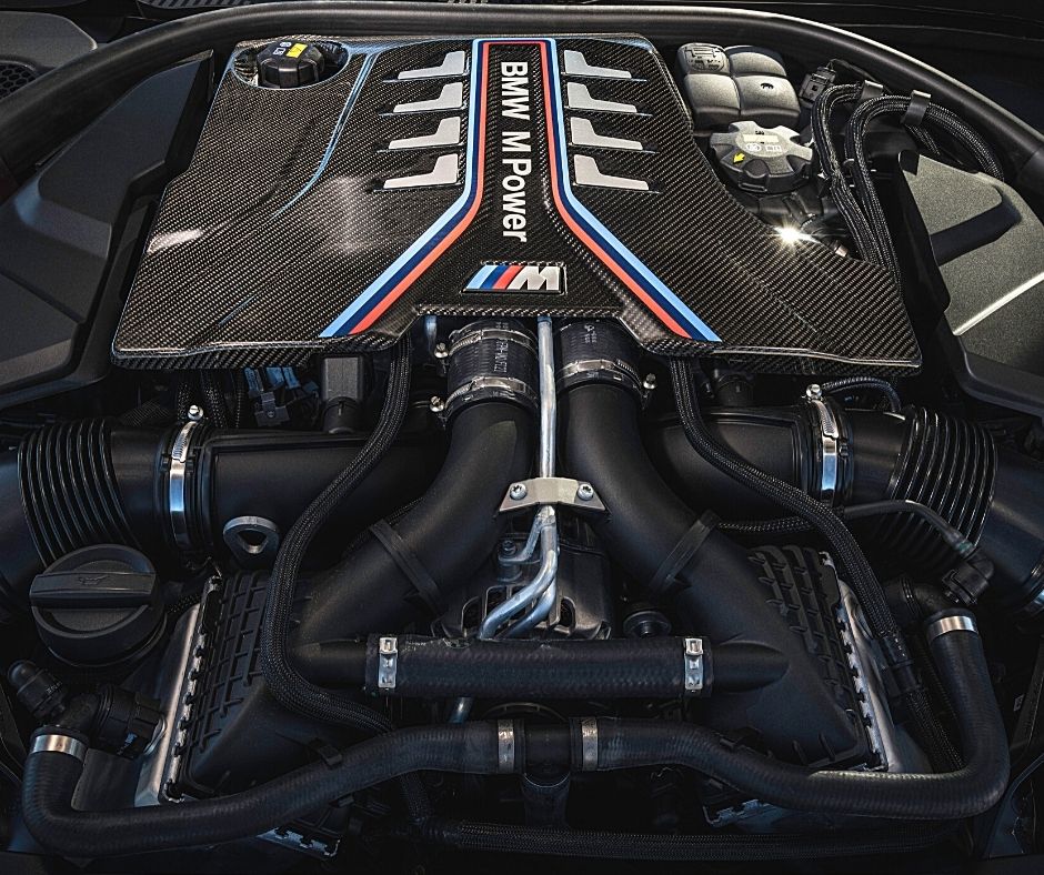 El nuevo #BMWM5CS tiene un gran corazón... 💥