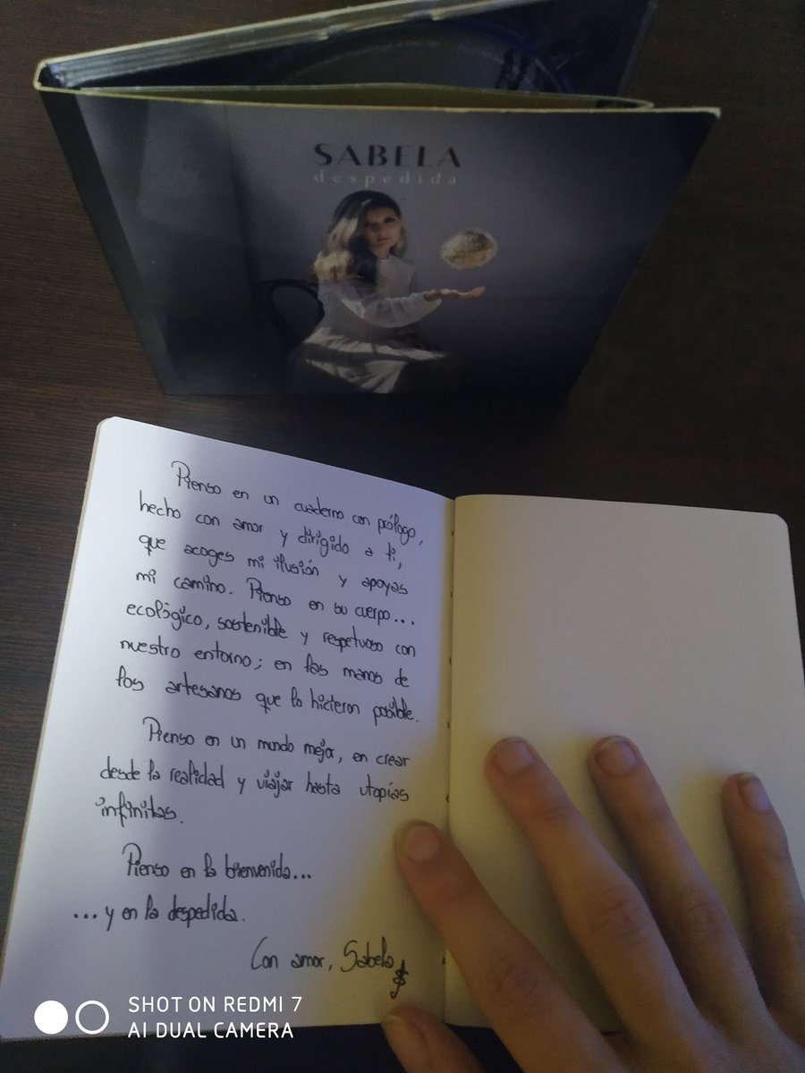dearsabela's tweet photo. "Pienso en un cuaderno con prólogo, hecho con amor y dirigido a ti, que acoges mi ilusión y apoyas mi camino" ✨🌱 
Yo quería decirte que siempre estaré contigo pequeña 
Te quiero mucho @sabelamusic_ ❤️ https://t.co/wQRU8QBDKf