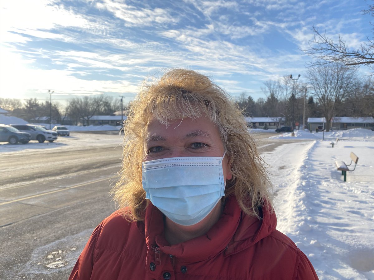 PineviewPaws's tweet photo. Mrs. Faber braved the frigid temps this week to welcome students and families at arrival. #Reedsburgpride https://t.co/ZSk3FHZc9f