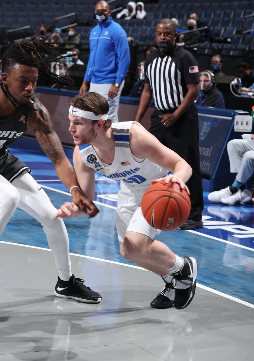 𝗚𝗲𝘁 𝗧𝗼 𝗞𝗻𝗼𝘄: <a href="/conorglennon12/">Conor Glennon</a> 
Bucket List: 🪂
Midnight Snack: 🍿
Favorite Ice Cream: 🍫
Learn More: ow.ly/uLh250Drn81