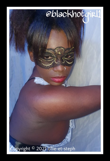 Bonsoir, une nouvelle vid&eacute;o est disponible ! https://t.co/XB8th6QrCM bisous 😚   #sexe #black https://t<a href="/tag/black"class="tags"><span>#black</span></a><a href="/tag/sexe"class="tags"><span>#sexe</span></a>