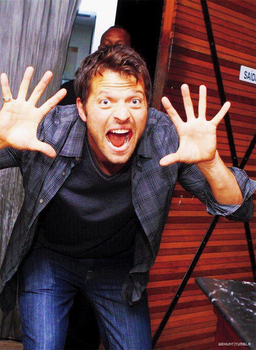 Been feeling a bit "meh" today, so decided to go on a google spree. May I present: Mish Apprish Thread 2.0  #mishacollins  #weloveyoumisha