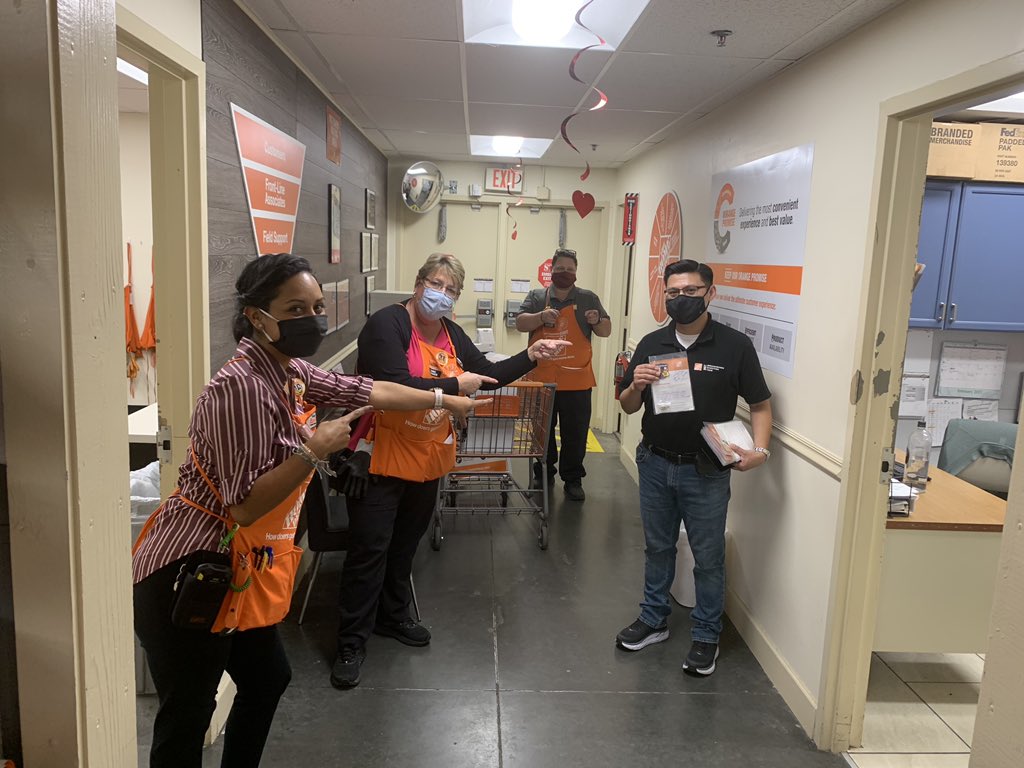Linda Spreng (@sprengf) on Twitter photo Erick MET DS was voted DS of the month for January! Congrats and Thank you for your great partnership with the store! <a href="/VCSTHD/">Vernon C Small</a> <a href="/jasm814/">Jasmin Maldonado</a> <a href="/the_real_mizza/">Jeremiah Post</a> @Orangelife2021 Erick MET DS was voted DS of the month for January! Congrats and Thank you for your great partnership with the store! <a href="/VCSTHD/">Vernon C Small</a> <a href="/jasm814/">Jasmin Maldonado</a> <a href="/the_real_mizza/">Jeremiah Post</a> @Orangelife2021