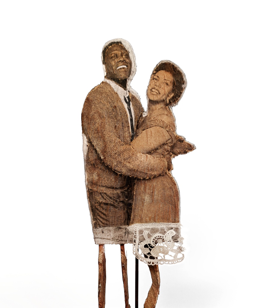 FolkArtMuseum's tweet photo. Join us each Thursday at 1 pm (ET), beginning February 11th for a free, virtual tour of PHOTO | BRUT: Collection Bruno Decharme & Compagnie. To RSVP, please email education@folkartmuseum.org. We hope to see you there!
#AFAM #PHOTOBRUT #AFAMedu https://t.co/eWFgYIqIaH