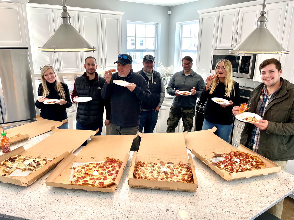 iconbuildgroup's tweet photo. A big thank you to our extremely valued trade partner, Crown Exteriors for the Rosati's pizza today! Not only do they think of Icon while in the field, but think of us in the office as well.
#crownexteriors #iconbuildinggroup #trade #tradepartner #pizza #za #rosatis #thankyou https://t.co/nQKceN2iv4