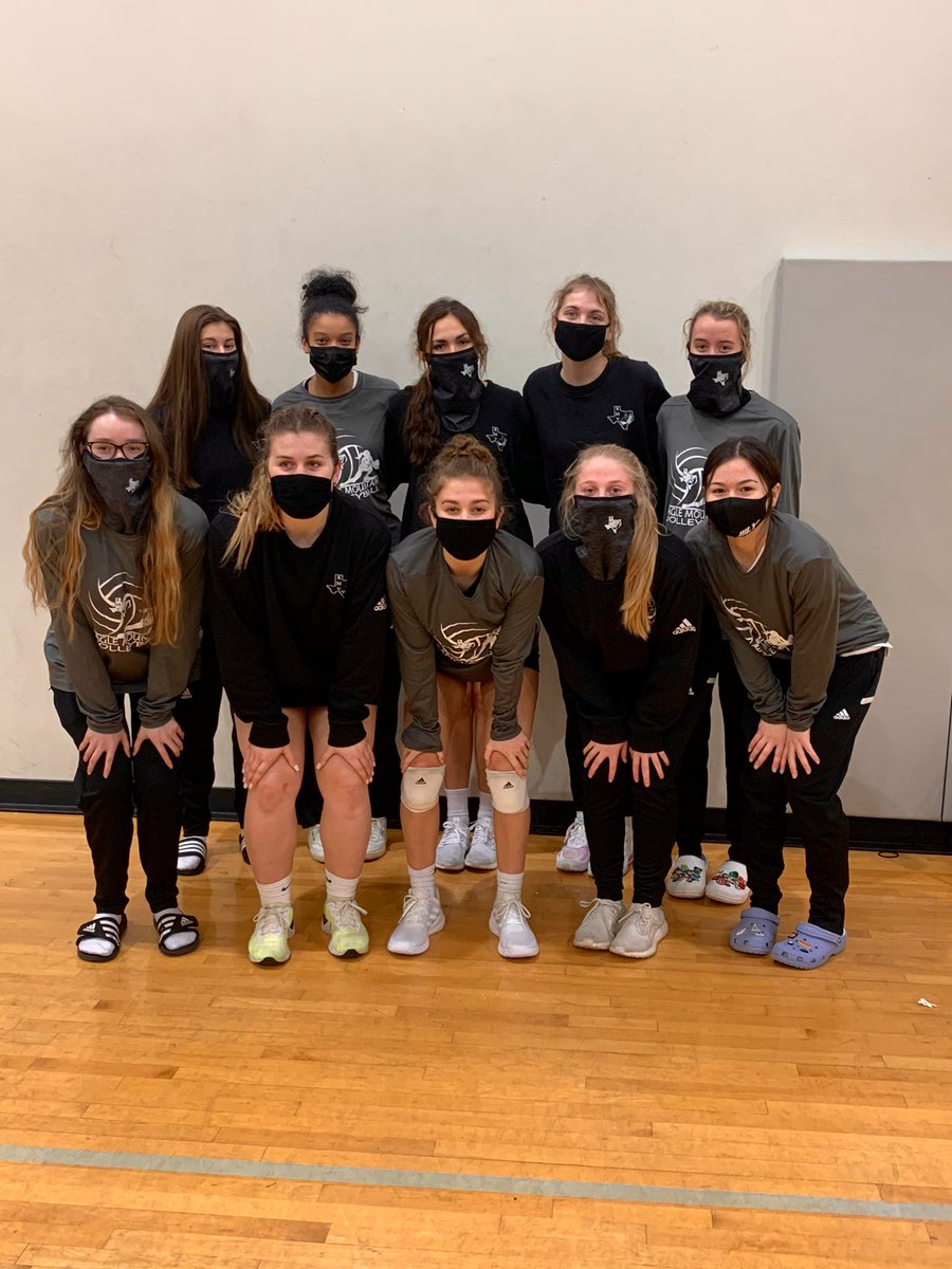 VballEagle's tweet photo. Congratulations to EMV 18 Black for placing 5th in Gold at AVC 18s national qualifier!
#EMVproud #EMVstrong https://t.co/cBzcgBV3zM