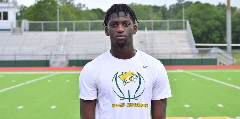 With a commitment from 2021 4-star WR Brian Thomas, #LSU jumps Georgia for No. 3 spot in recruiting rankings 

@Sheadixon @BillyEmbody

https://t.co/PbqnsN9tA2 https://t.co/zvogzowDgZ