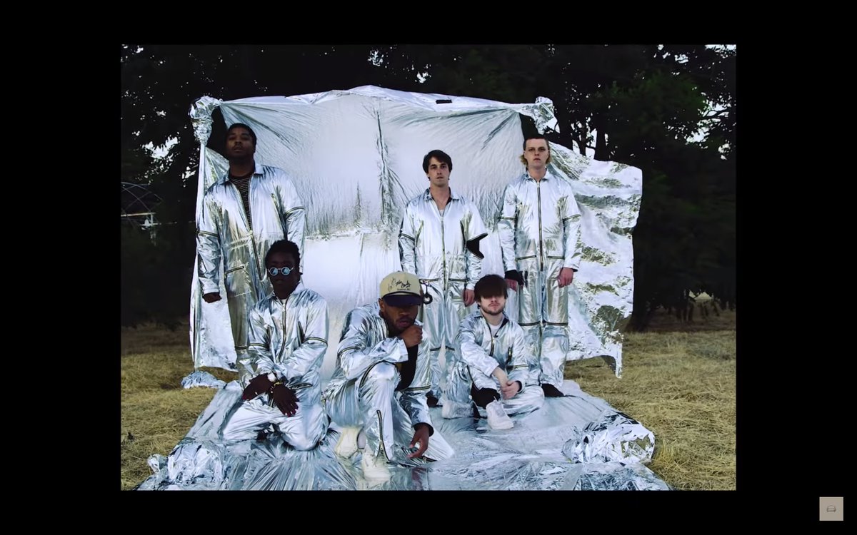 ginger's colors convey coming to peace, enlightenment, clarity, and REFLECTION - all while retaining the ability to find heat/energy, conveyed with red pops of color (or orange jumpsuits again)also, planes & passport imagery indicate expansion of perspective + reference bleach