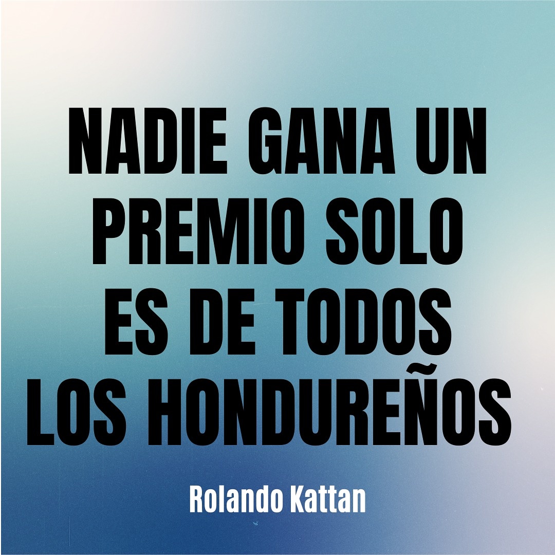 GrandeHonduras's tweet photo. Recordemos siempre que el trabajo en equipo viene acompañado de muchas satisfacciones.

Tal como nos dice el poeta Rolando Kattan.
#HondurasEsGrandeComoSuGente
#hondurasesgrande
#Honduras 🇭🇳 https://t.co/QDsetBPIei