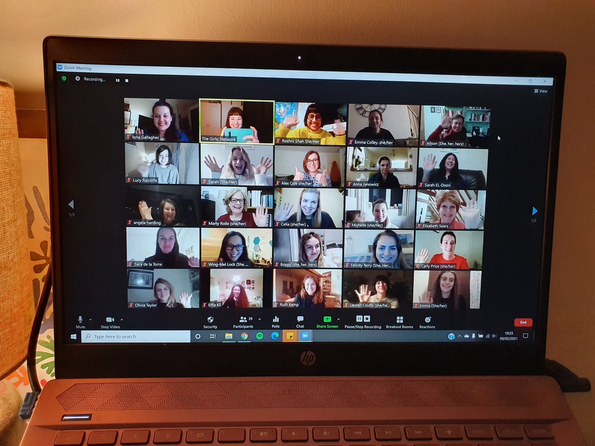 Another 40 women trained tonight to become <a href="/TheGirlsNet/">The Girls' Network</a> mentors in #London! I am so inspired by you all committing to #unlimitedfutures for all young women. Next stop, matching you with your mentees! #mentoringworks #InThisTogetHER #tuesdaymotivations